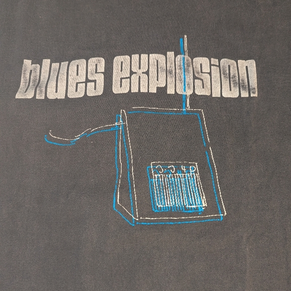 Vintage Blues Explosion Graphic T-Shirt - Picture 2 of 3